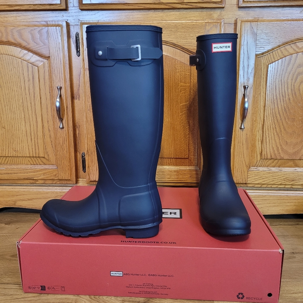 Hunter Womens Size 9 Original Tall Adjustable Buckle Rain Boots Matte Navy Blue